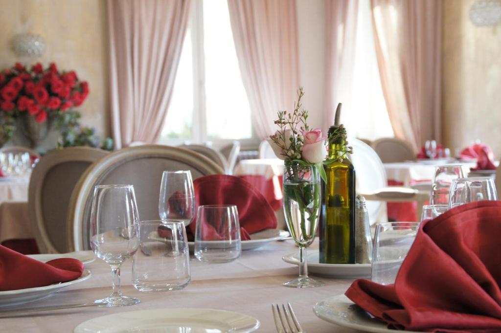 Cabriès Auberge Bourrelly מראה חיצוני תמונה