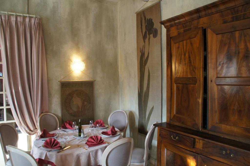 Cabriès Auberge Bourrelly מראה חיצוני תמונה