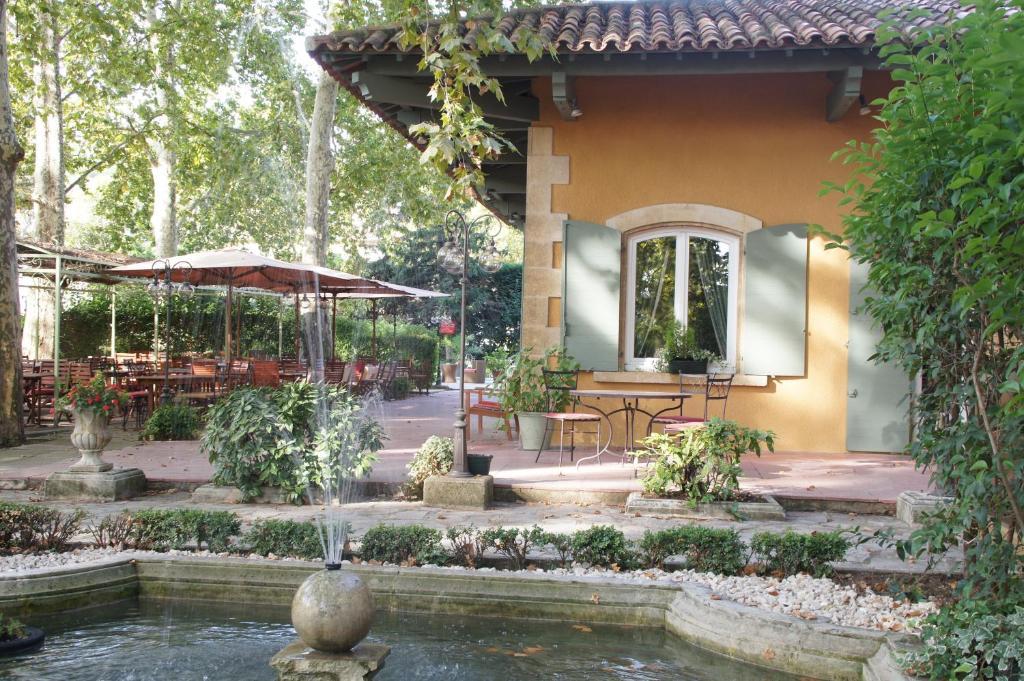 Cabriès Auberge Bourrelly מראה חיצוני תמונה