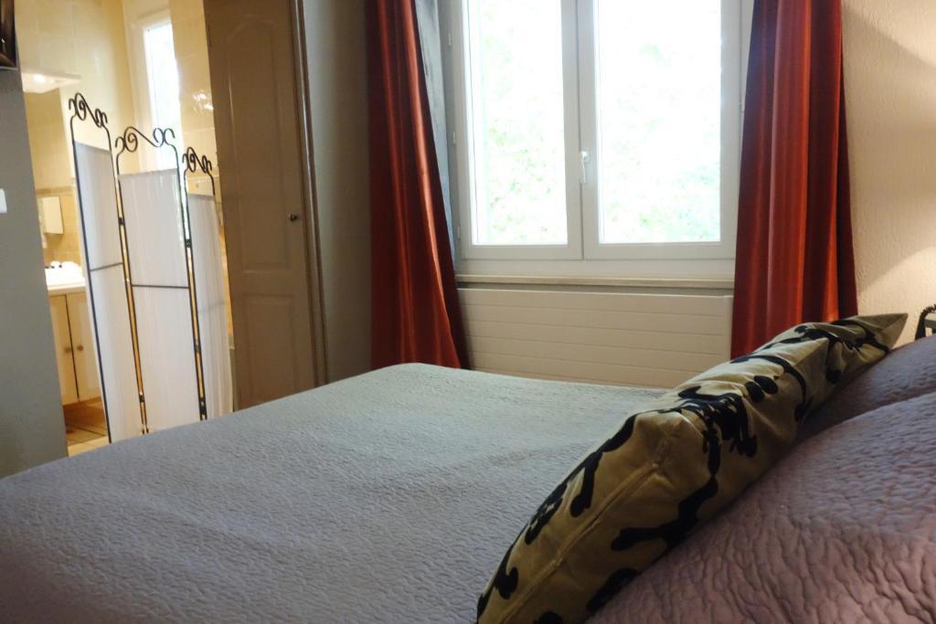 Cabriès Auberge Bourrelly מראה חיצוני תמונה